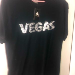 Las Vegas graphic logo spell out gambling pop art attractions shirt size large